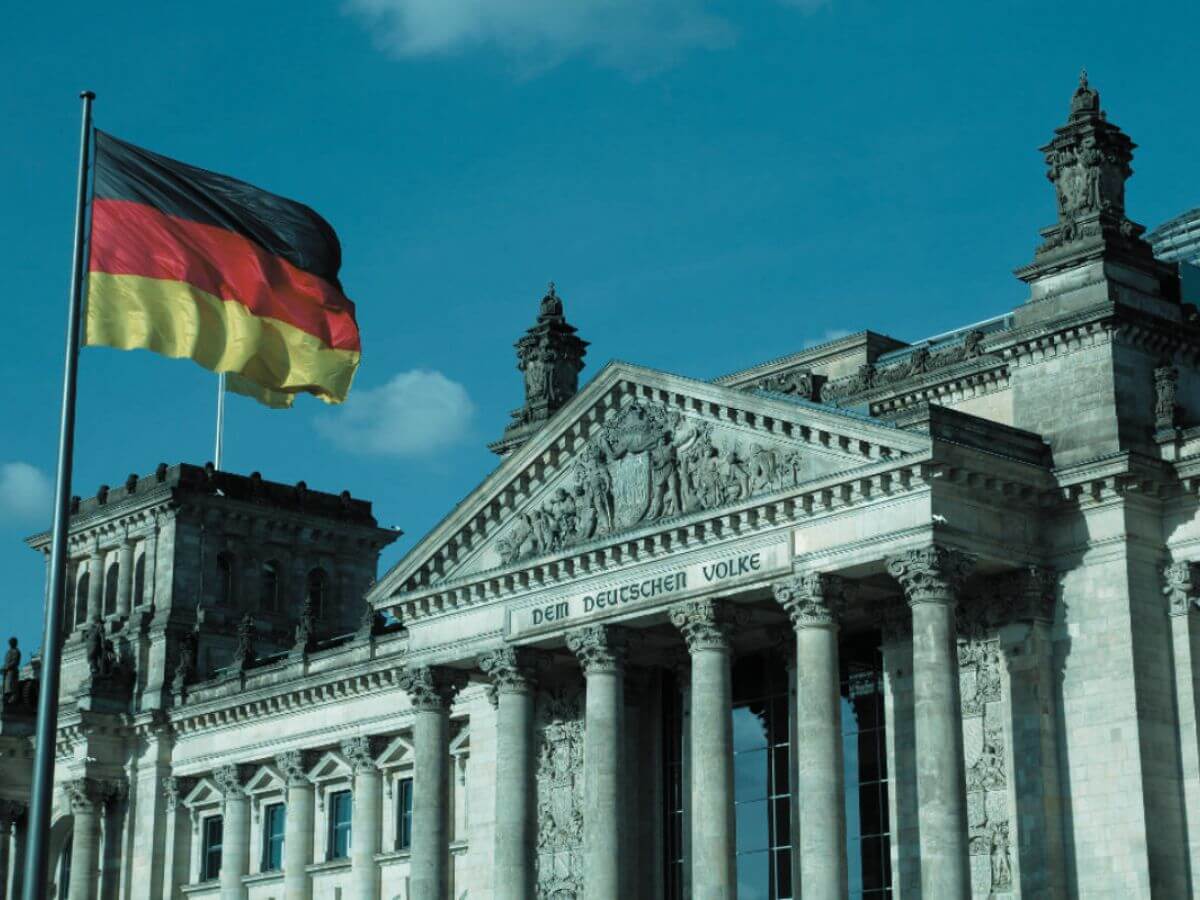 Das Bild zeigt den Deutschen Bundestag in Berlin.